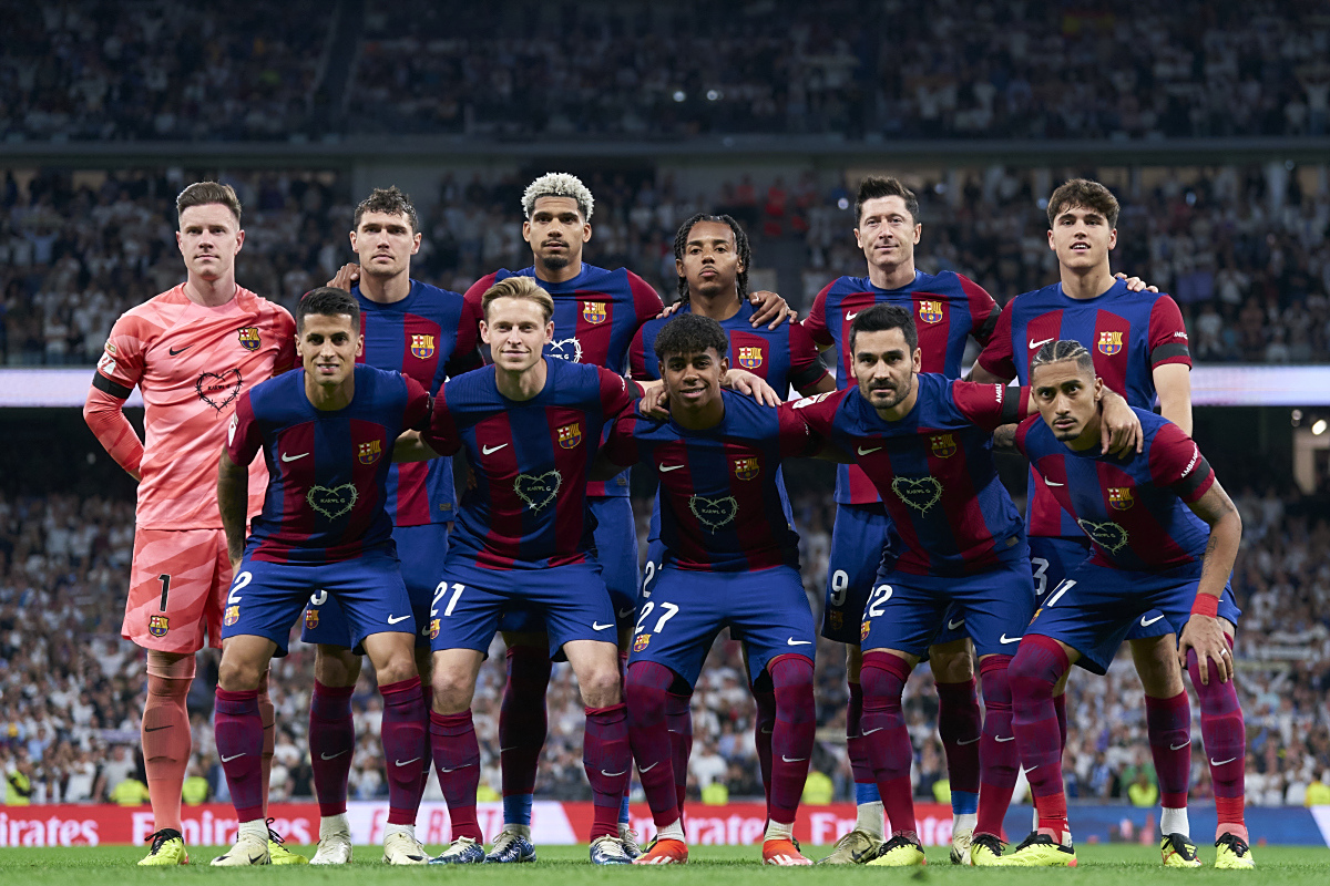 阿斯顿维拉主场获胜，英超排名逐渐上升至前十