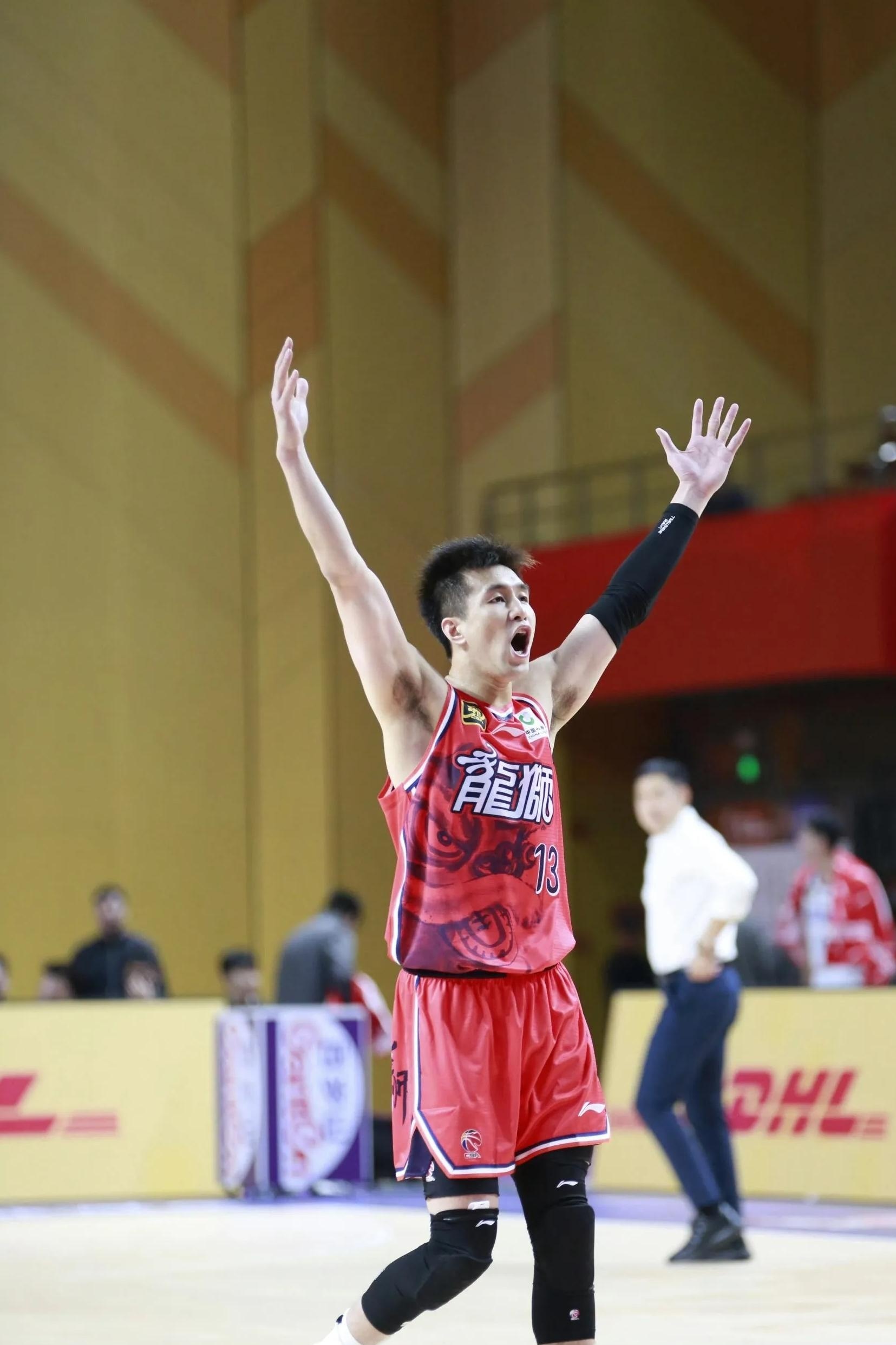 开云官方app入口-大连男篮击败云南队，取得胜利