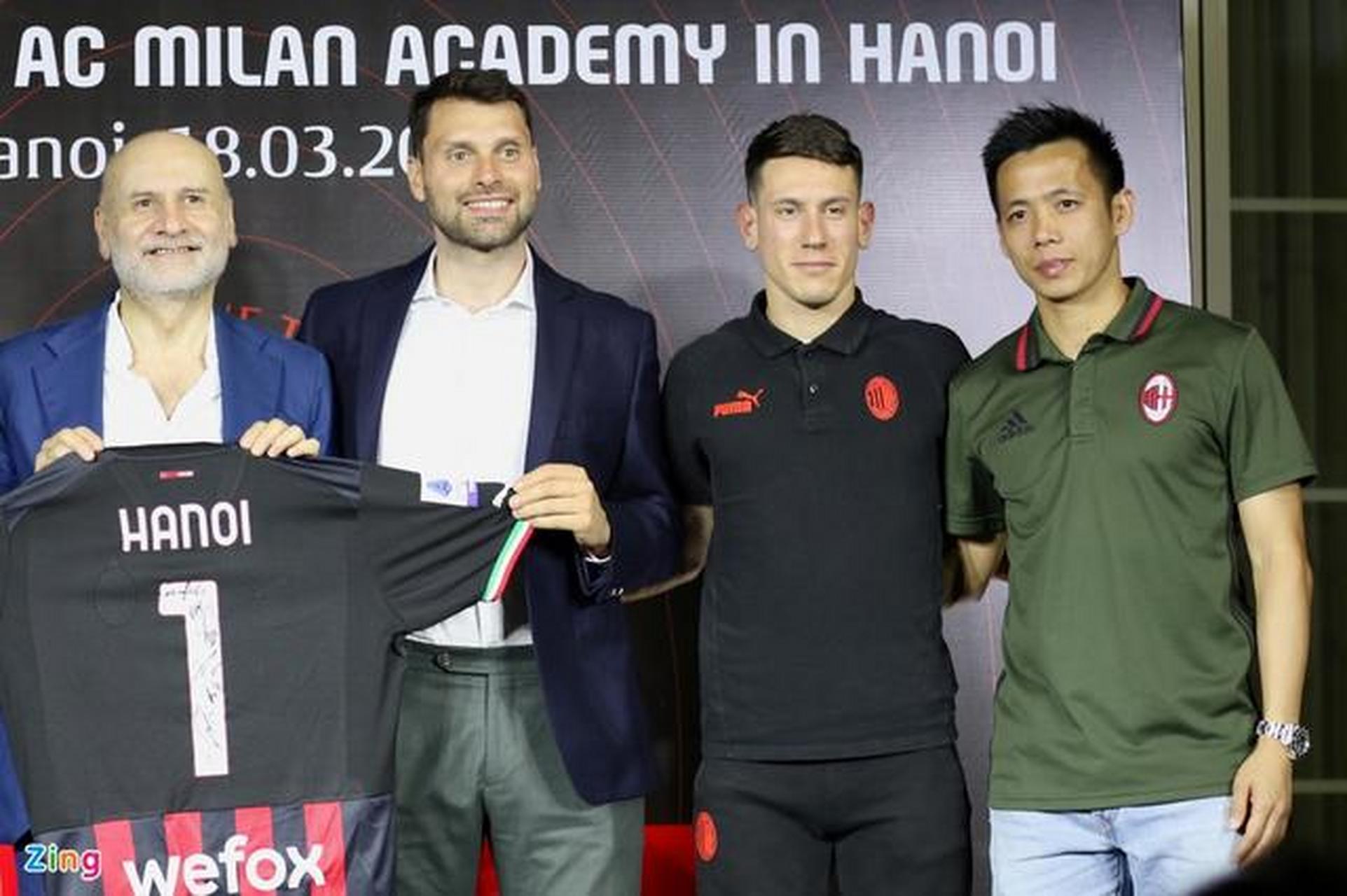 AC米兰青训营选拨出潜力新星,青年队实力提升的简单介绍 AC米兰青训营选拨出潜力新星,青年队实力提升的简单介绍