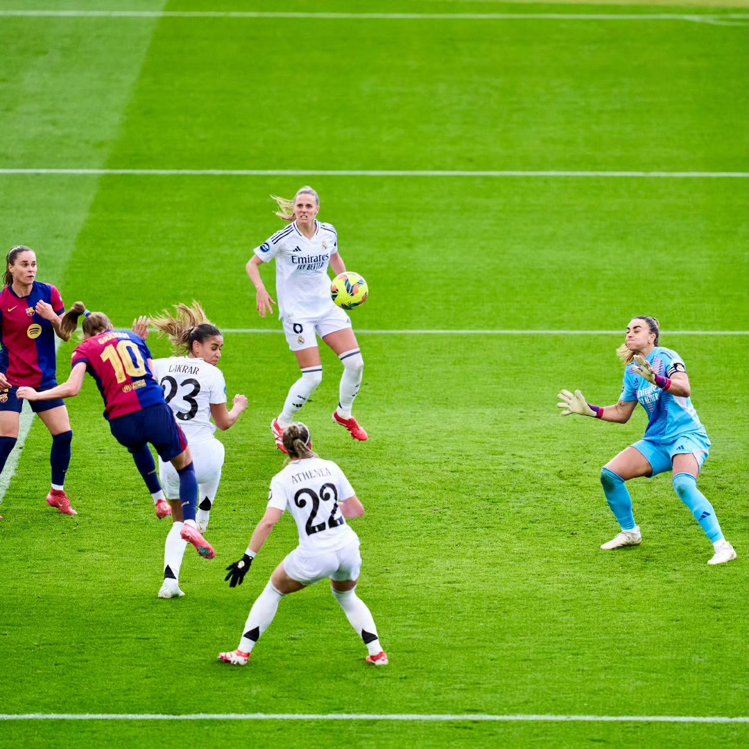 开云体育中国-关于巴塞罗那全胜晋级，争取下一关的信息