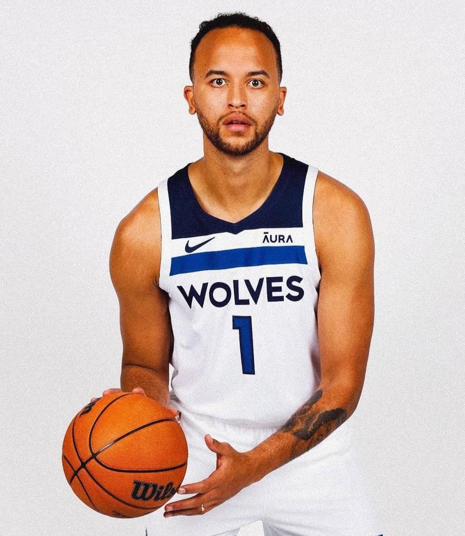 法国男篮险胜中国男篮,凯尔·库兹马统治全场 法国男篮险胜中国男篮,凯尔·库兹马统治全场