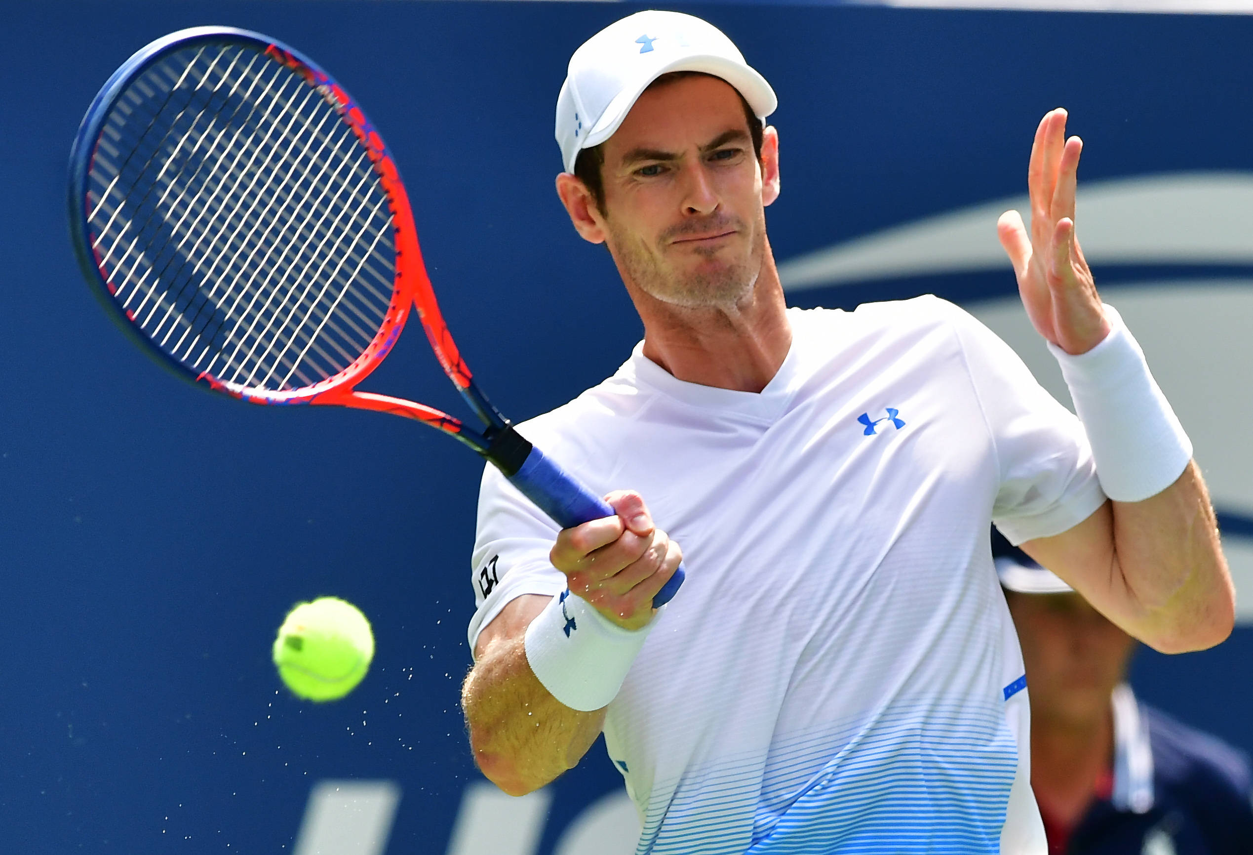 包含澳大利亚网球队绝地反击英国网球队，穆雷关键制胜的词条