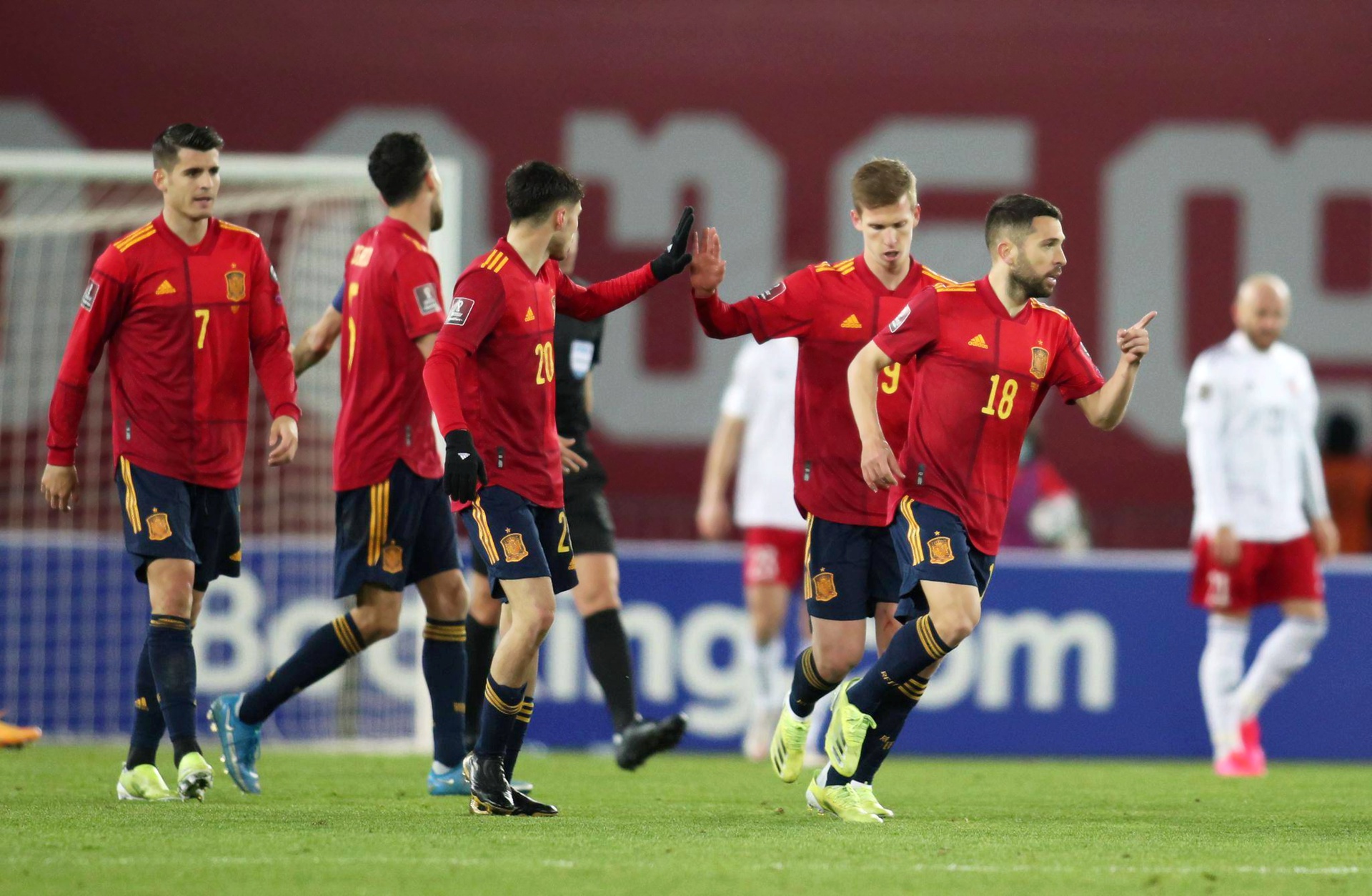 西班牙碾压法国，阿尔瓦雷斯带队取胜