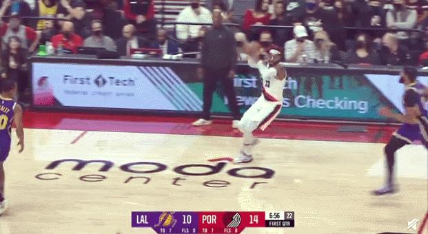 开云足球直播-湖人绝杀天津队，利拉德刷新纪录的简单介绍