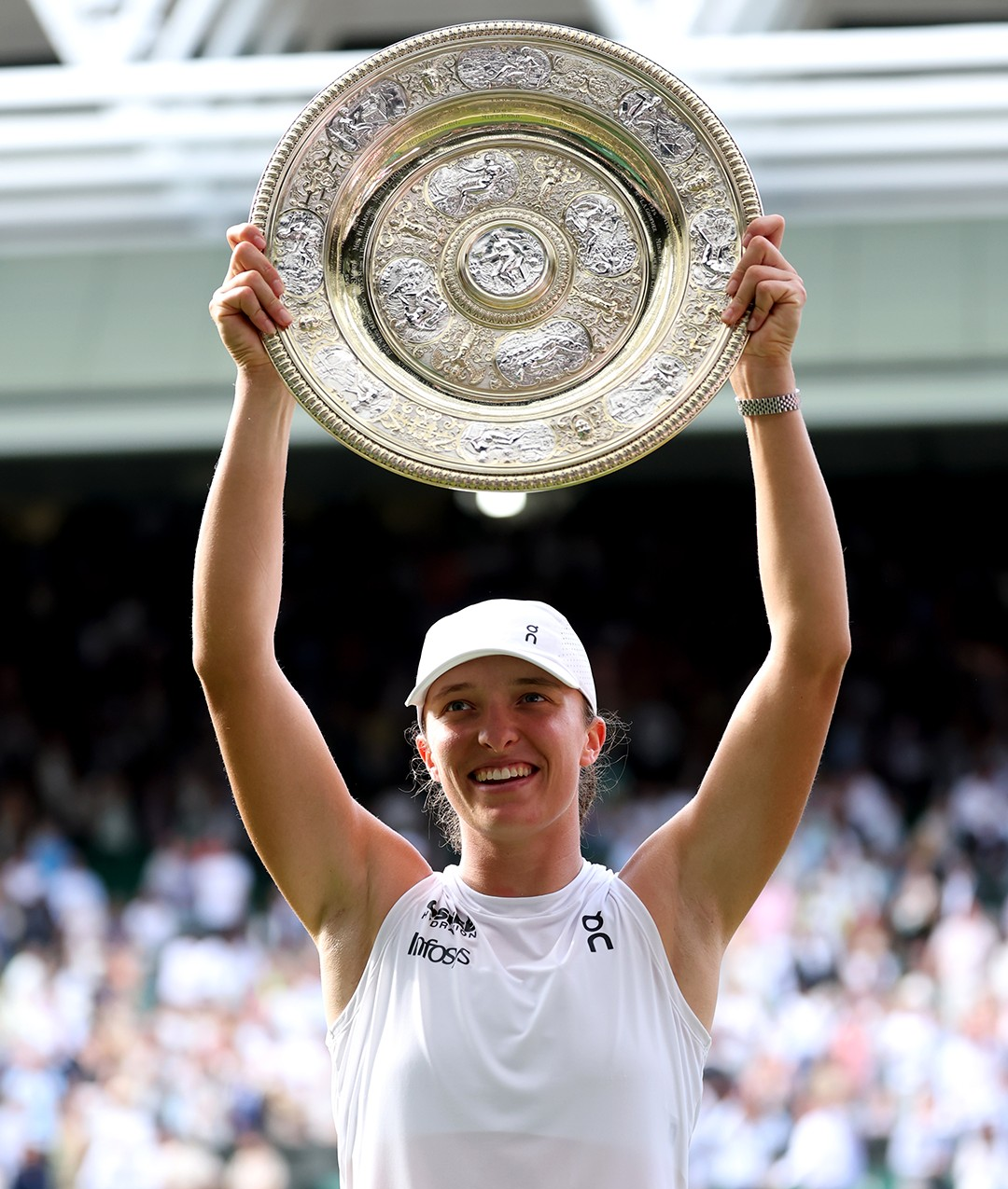 关于阿斯顿马丁绝杀梅赛德斯，勒克莱尔刷新纪录的信息